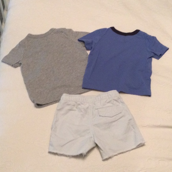 OshKosh Boy’s T-Shirt and Shorts Bundle - Picture 4 of 4